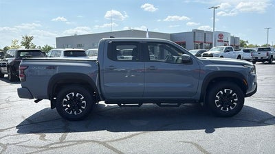 2024 Nissan Frontier Crew Cab PRO-4X 4x4