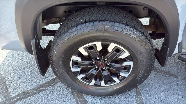 2024 Nissan Frontier Crew Cab PRO-4X 4x4