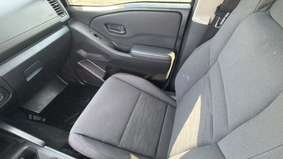 2022 Nissan Frontier Crew Cab S 4x4
