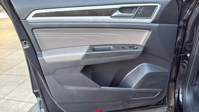 2022 Volkswagen Atlas 2.0T SE w/Technology
