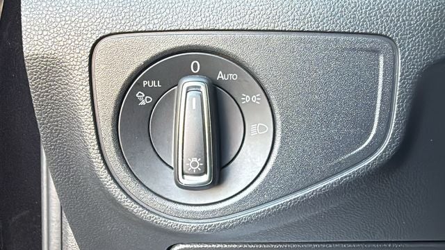 2022 Volkswagen Atlas 2.0T SE w/Technology