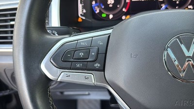 2022 Volkswagen Atlas 2.0T SE w/Technology