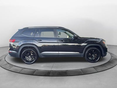 2022 Volkswagen Atlas 2.0T SE w/Technology