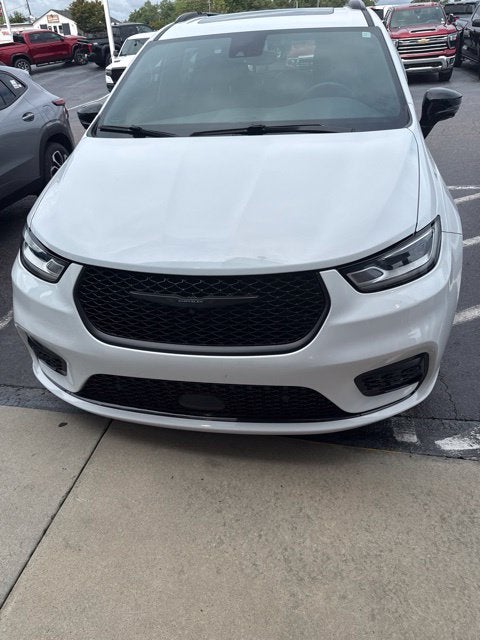 2024 Chrysler Pacifica Limited
