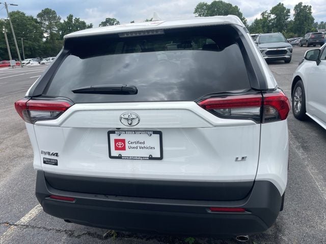 2025 Toyota RAV4 LE