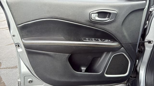 2020 Jeep Compass Latitude FWD