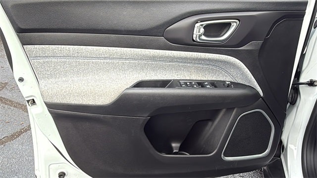 2022 Jeep Compass Latitude FWD