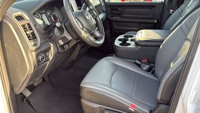 2025 RAM 2500 Tradesman Crew Cab 4x4 6'4' Box