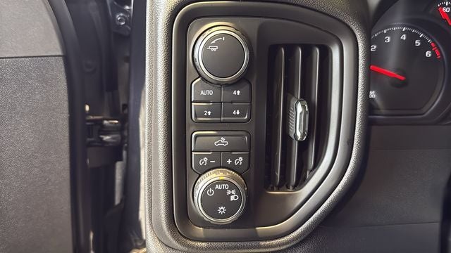 2024 Chevrolet Silverado 1500 4WD Crew Cab Short Bed Custom Trail Boss