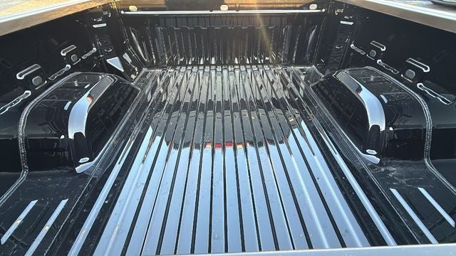 2026 Chevrolet Silverado 1500 4WD Crew Cab Short Bed Custom