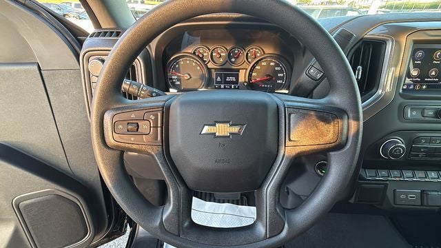 2026 Chevrolet Silverado 1500 4WD Crew Cab Short Bed Custom