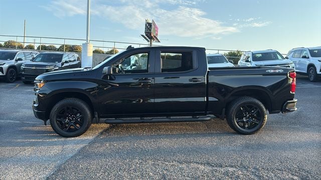 2026 Chevrolet Silverado 1500 4WD Crew Cab Short Bed Custom