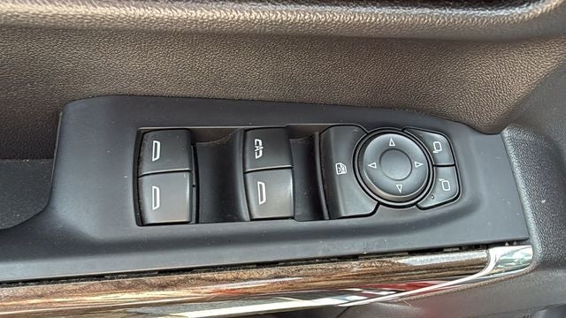 2022 Chevrolet Silverado 1500 LTD 4WD Crew Cab Short Bed LT