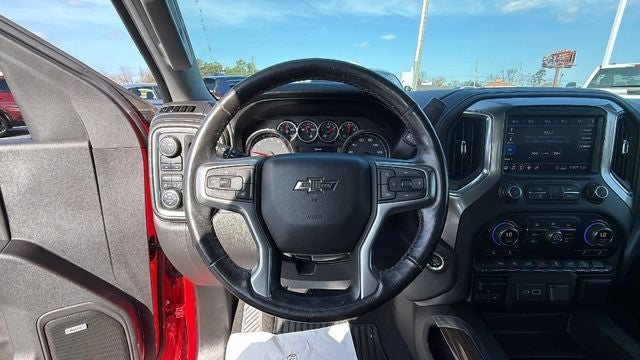 2020 Chevrolet Silverado 1500 4WD Crew Cab Short Bed RST