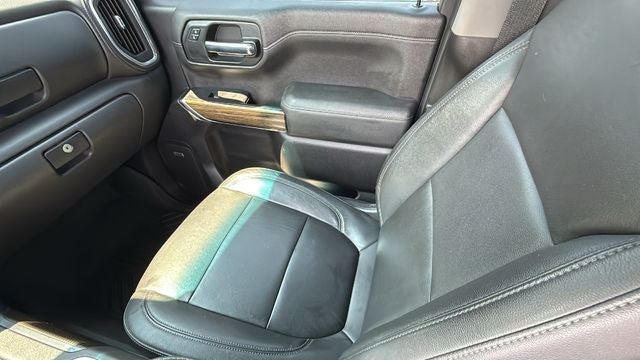 2020 Chevrolet Silverado 1500 4WD Crew Cab Short Bed RST