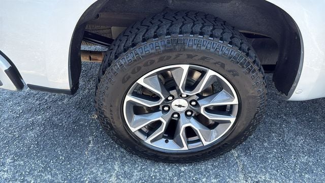 2020 Chevrolet Silverado 1500 4WD Crew Cab Short Bed RST