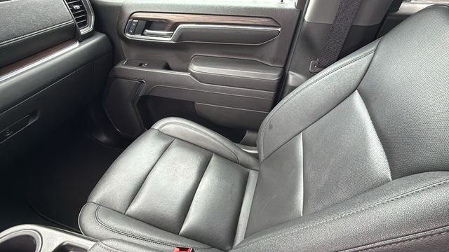 2025 GMC Sierra 1500 4WD Crew Cab Short Box SLT