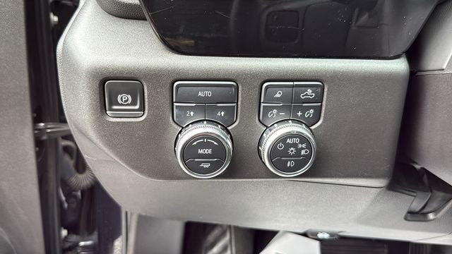 2025 GMC Sierra 1500 4WD Crew Cab Short Box SLT