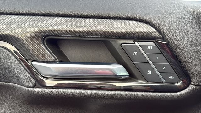 2023 GMC Sierra 1500 4WD Crew Cab Short Box AT4