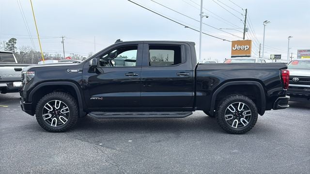2023 GMC Sierra 1500 4WD Crew Cab Short Box AT4