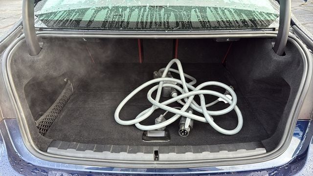 2024 BMW 330e xDrive