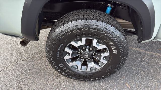 2022 Toyota Tacoma TRD Off-Road V6