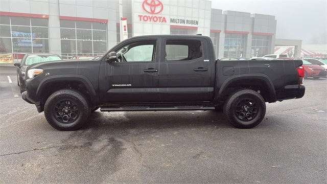 2022 Toyota Tacoma SR5 V6