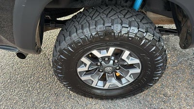 2022 Toyota Tacoma 4WD TRD Off Road