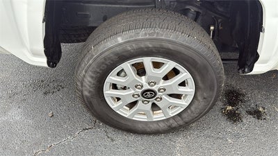 2024 Toyota Tacoma SR5