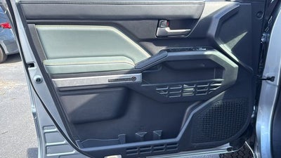 2025 Toyota Tacoma Hybrid Trailhunter