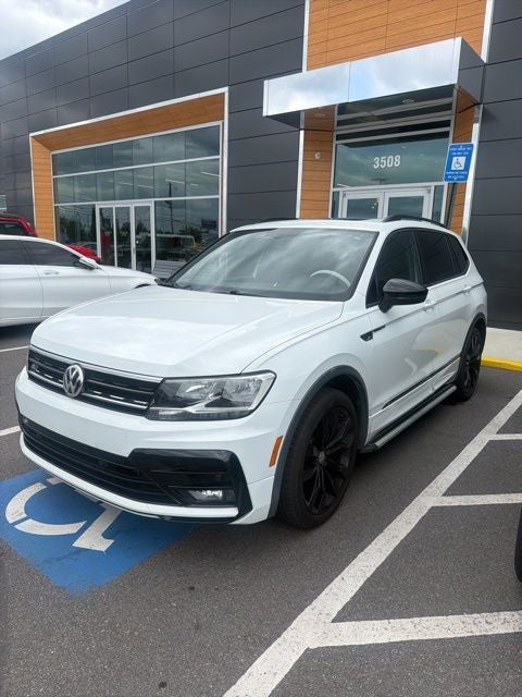 2020 Volkswagen Tiguan 2.0T SE R-Line Black