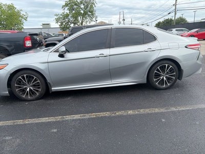 2018 Toyota Camry SE