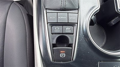 2020 Toyota Camry XLE Hybrid