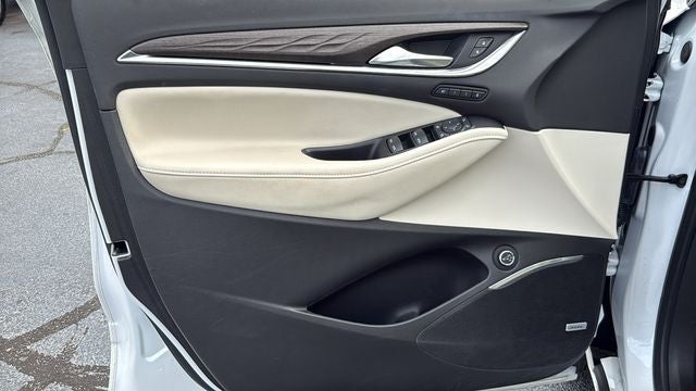 2022 Buick Enclave FWD Avenir