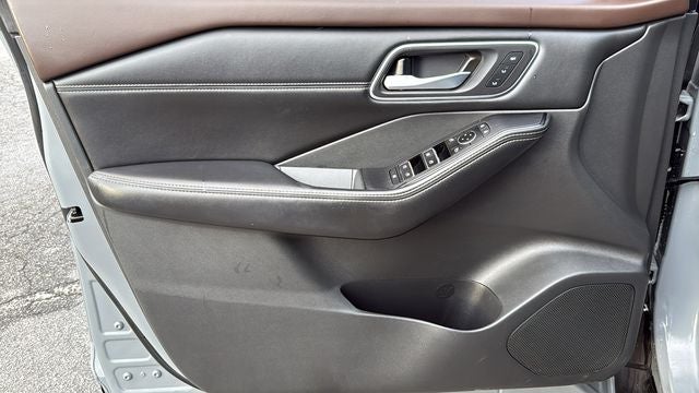 2021 Nissan Rogue SL FWD