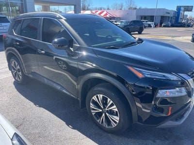 2023 Nissan Rogue SV FWD