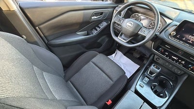 2025 Nissan Rogue SV FWD