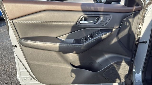 2023 Nissan Rogue SL Intelligent AWD