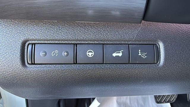 2024 Nissan Pathfinder Platinum FWD