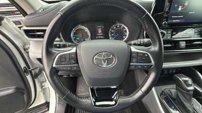2021 Toyota Highlander Hybrid LE