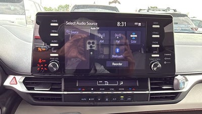 2022 Toyota Sienna LE