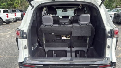 2024 Toyota Sienna XSE 7 Passenger