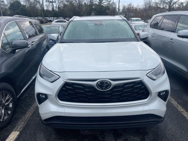 2025 Toyota Highlander XLE