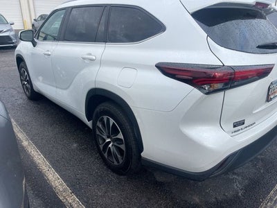 2025 Toyota Highlander XLE