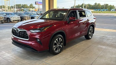 2023 Toyota Highlander XLE
