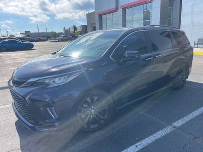 2024 Toyota Sienna XSE 7 Passenger