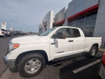 2017 Toyota Tundra SR5 5.7L V8