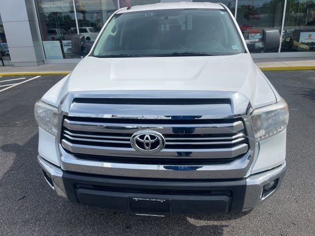 2017 Toyota Tundra SR5 5.7L V8