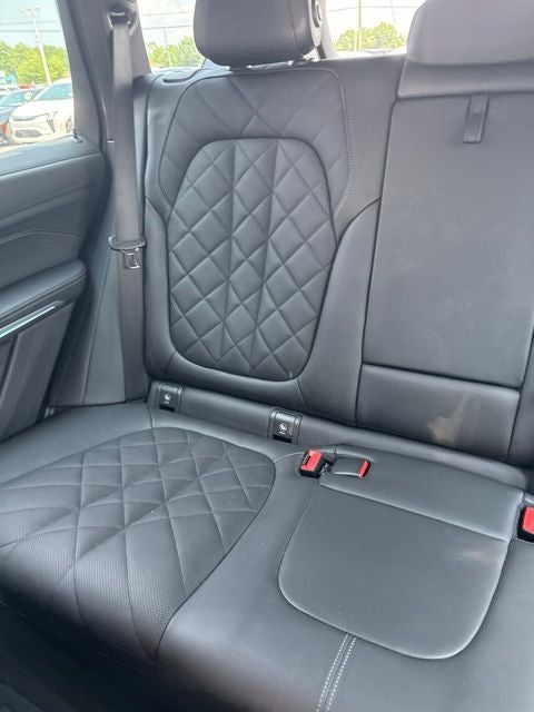 2024 BMW X5 M60i