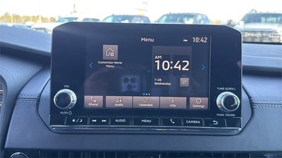 2022 Mitsubishi Outlander Base